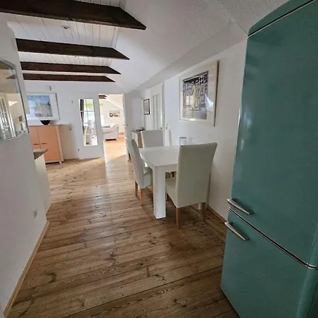 別荘 Holiday With 1 Bedroom